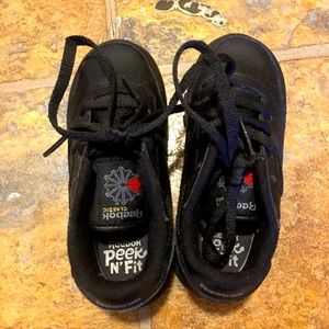 Toddler reebok sneakers size 8